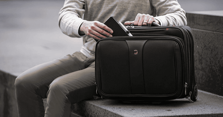 Best Rolling Laptop Bags For Travel – Review